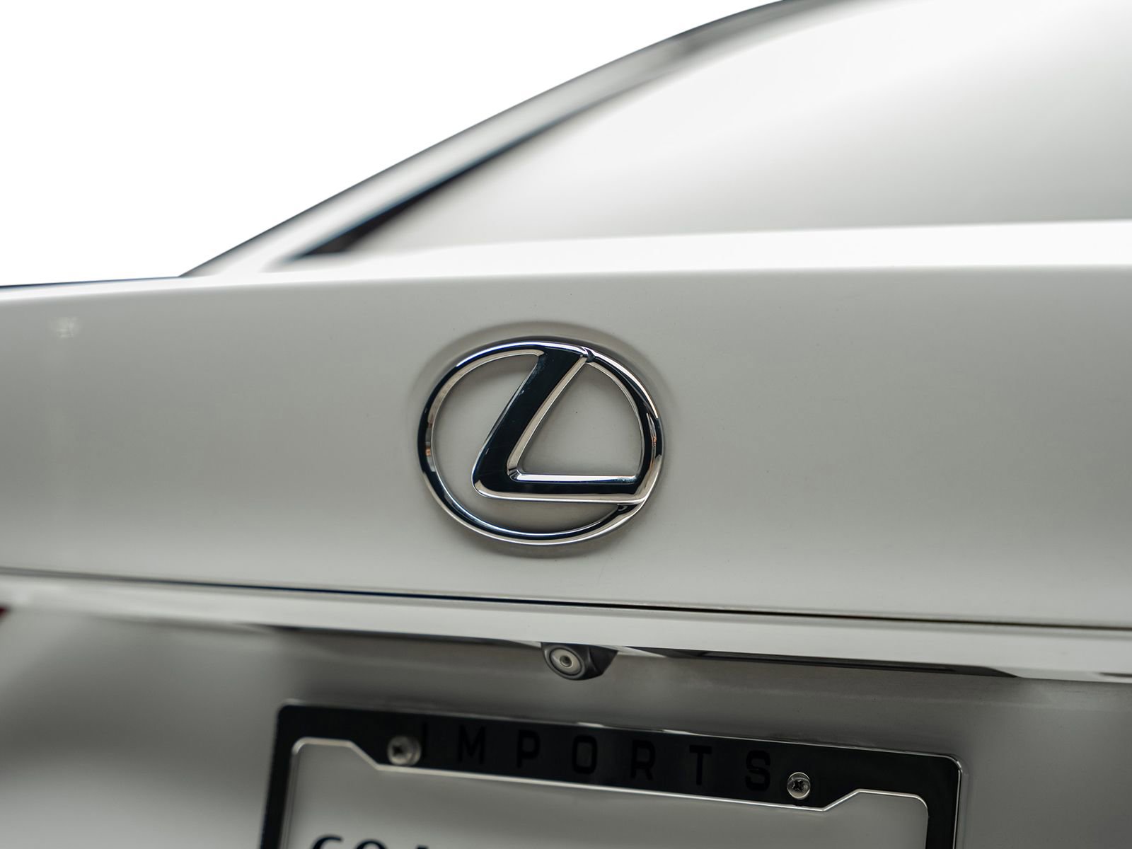 Used 2016 Lexus IS 200t w/ F Sport Package RWD image 19