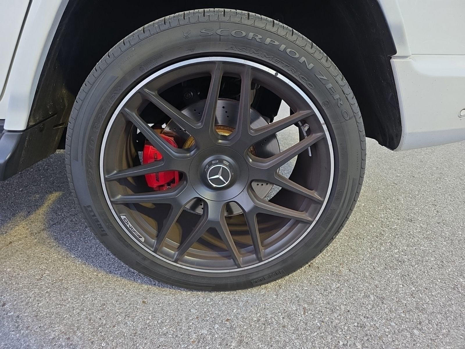 Used 2024 Mercedes-Benz G 63 AMG 4MATIC image 17