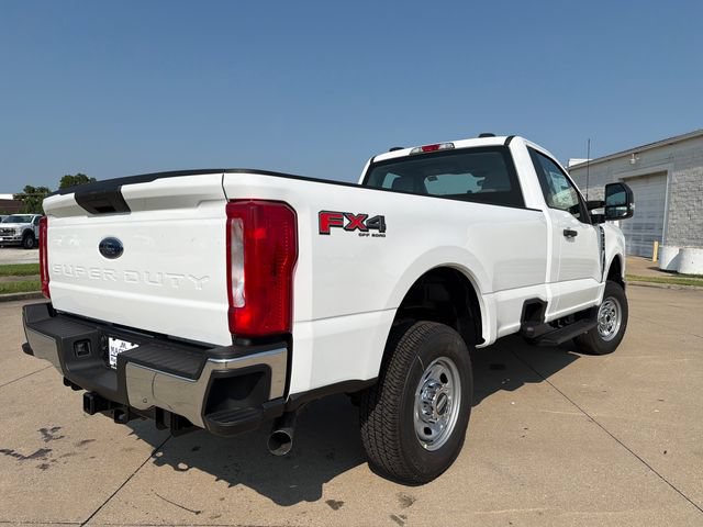 New 2026 Ford F250 XL w/ FX4 Off-Road Package AWD/4WD image 7