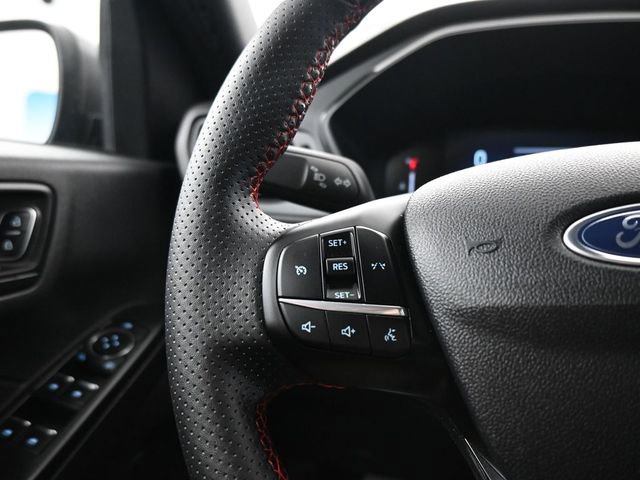 Used 2025 Ford Escape ST-Line image 15