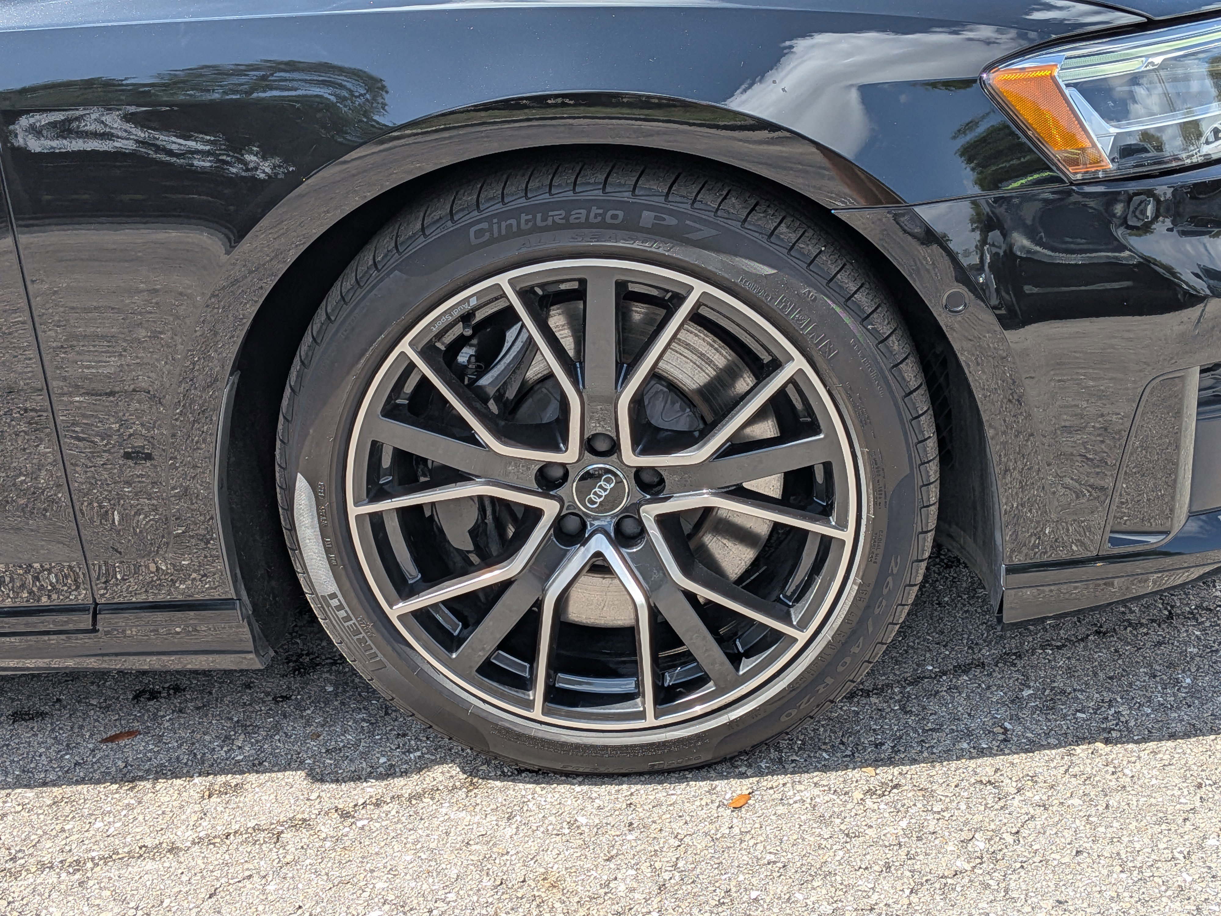 Used 2020 Audi A8 L 4.0T w/ Executive Package image 11