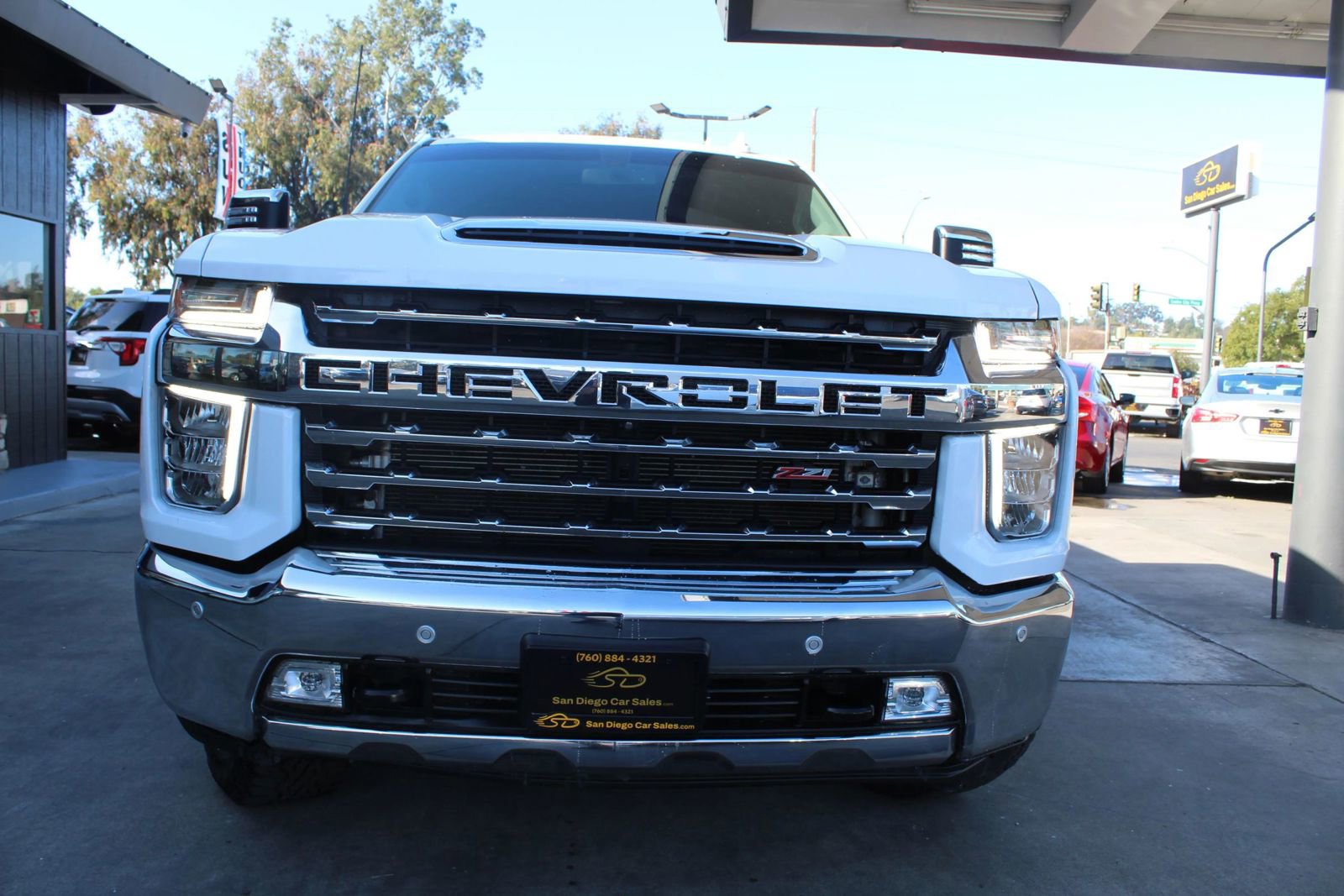 Used 2023 Chevrolet Silverado 2500 LTZ w/ LTZ Plus Package image 8