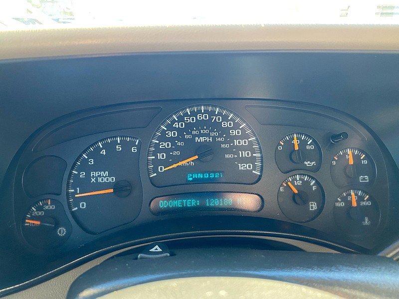 Used 2004 Chevrolet Silverado 2500 LT image 35