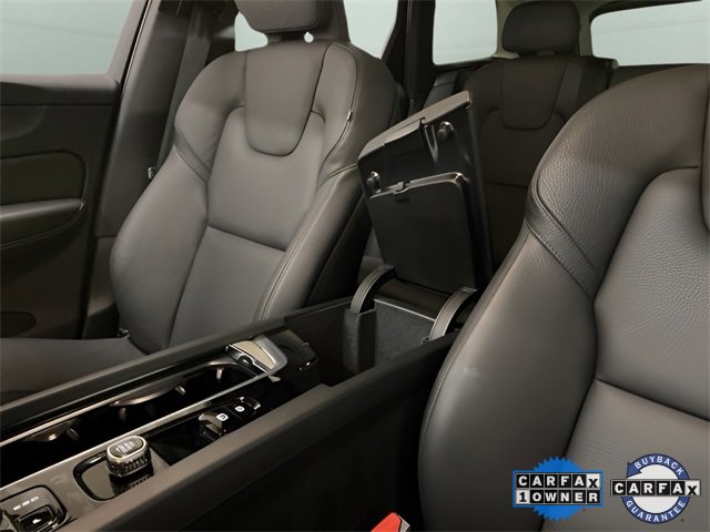 Used 2025 Volvo XC60 B5 Plus image 55
