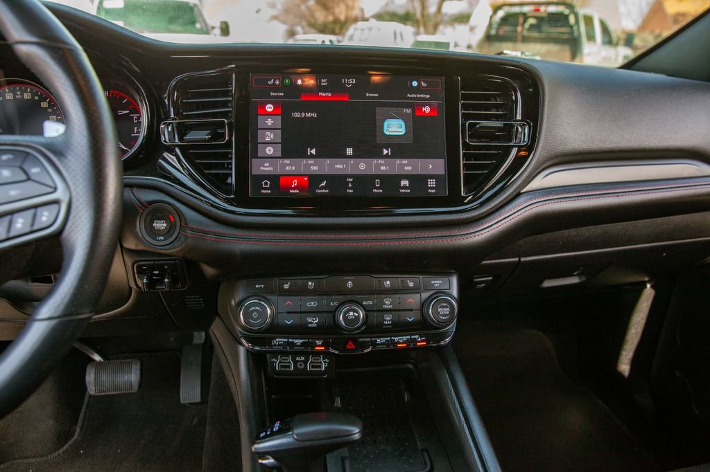 Used 2025 Dodge Durango GT image 15