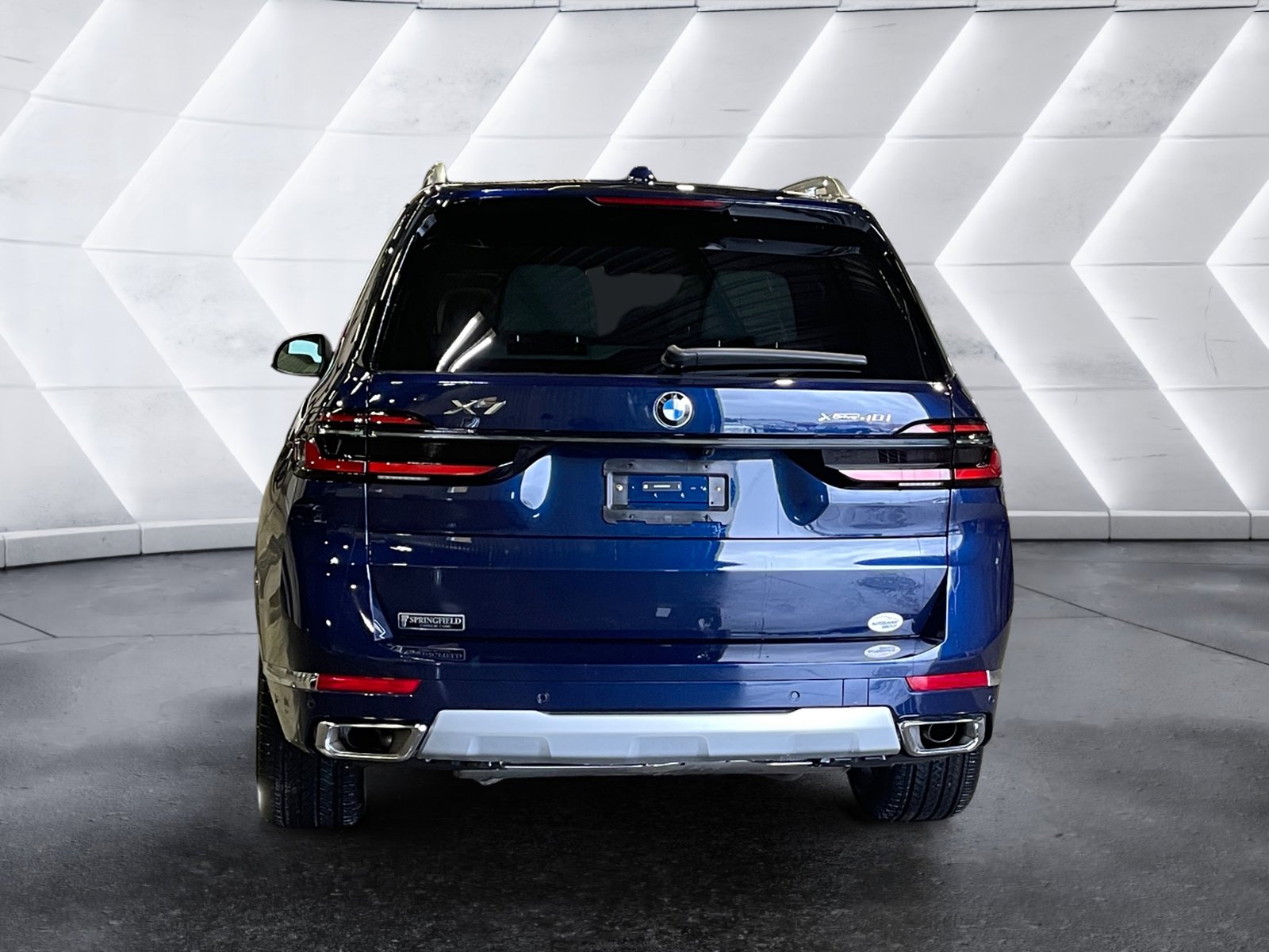 Used 2025 BMW X7 xDrive40i image 5