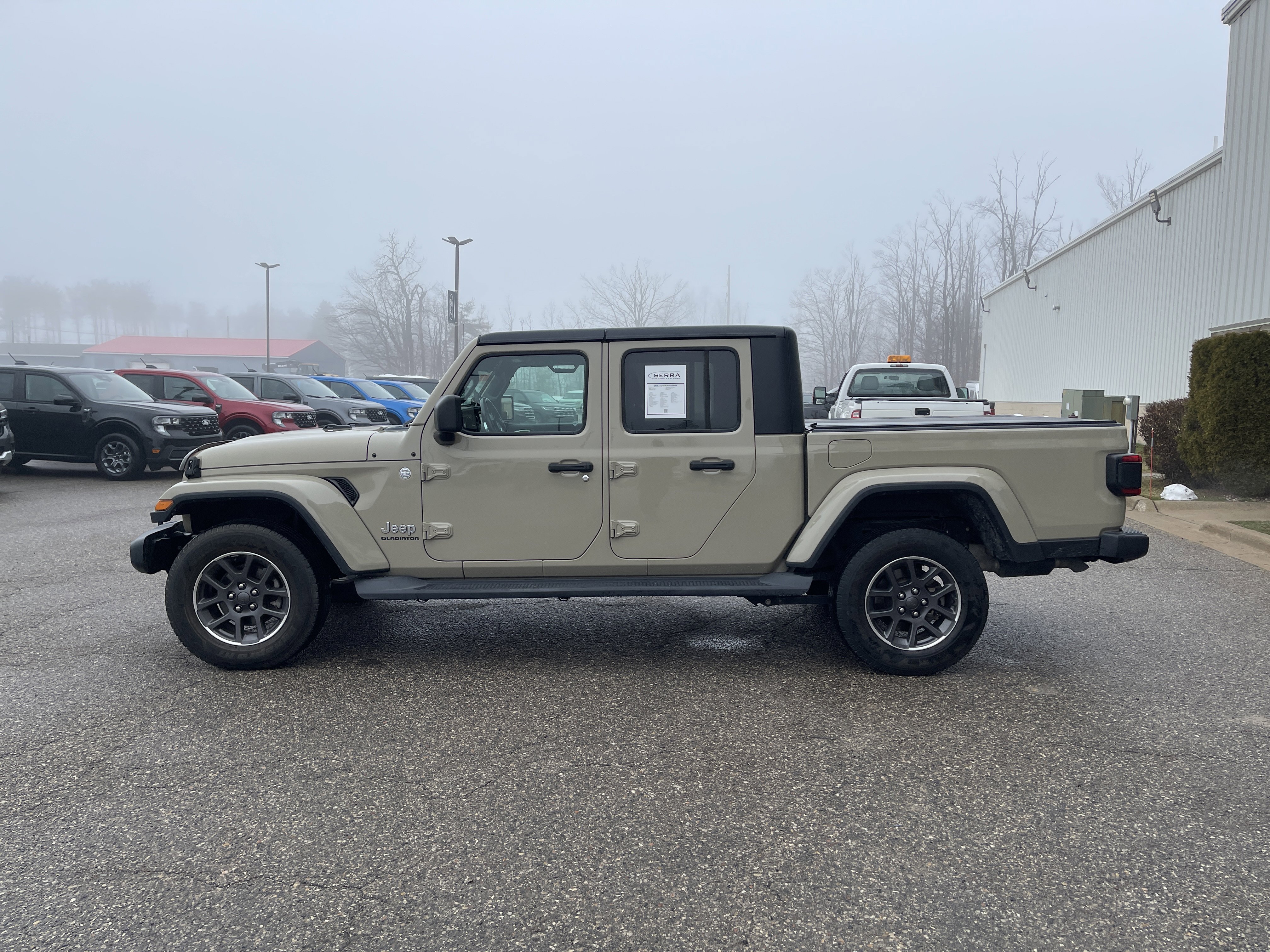 Used 2020 Jeep Gladiator Overland image 6