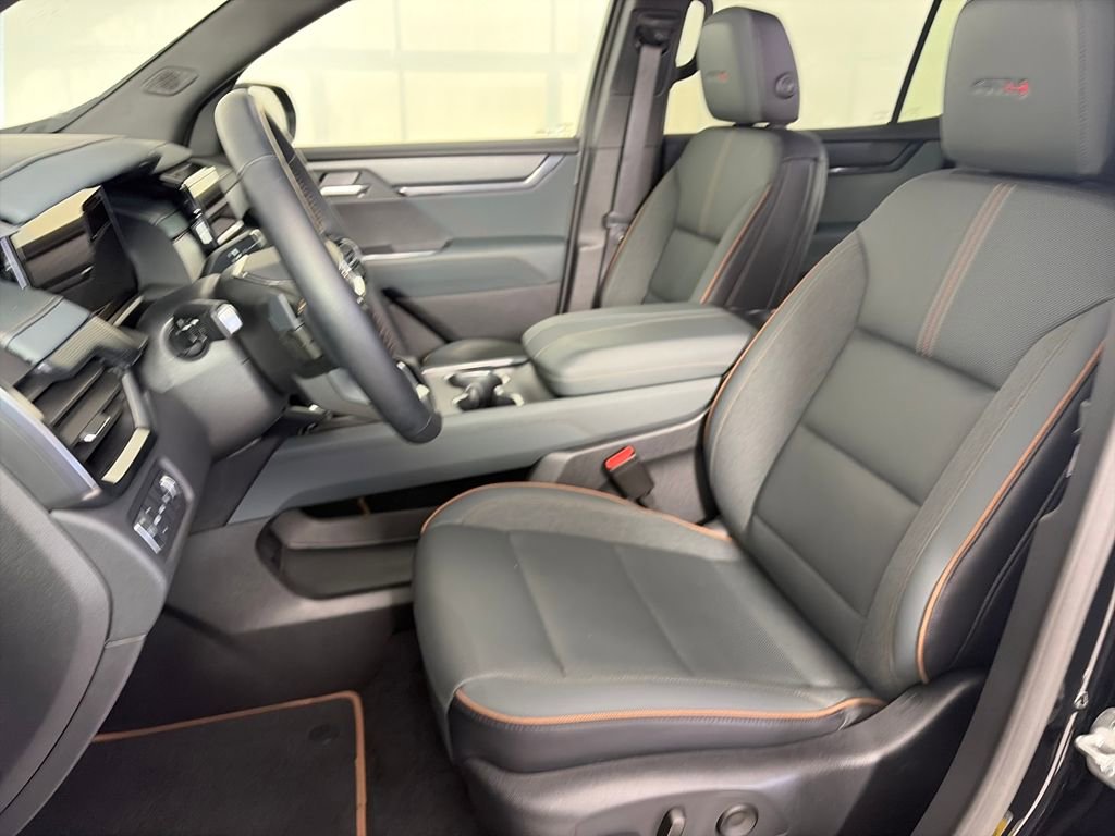 Used 2025 GMC Acadia AT4 image 11