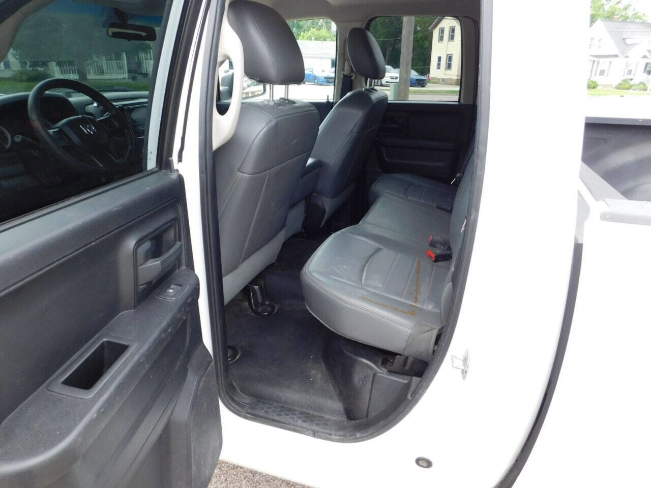 Used 2015 RAM 1500 Tradesman image 11