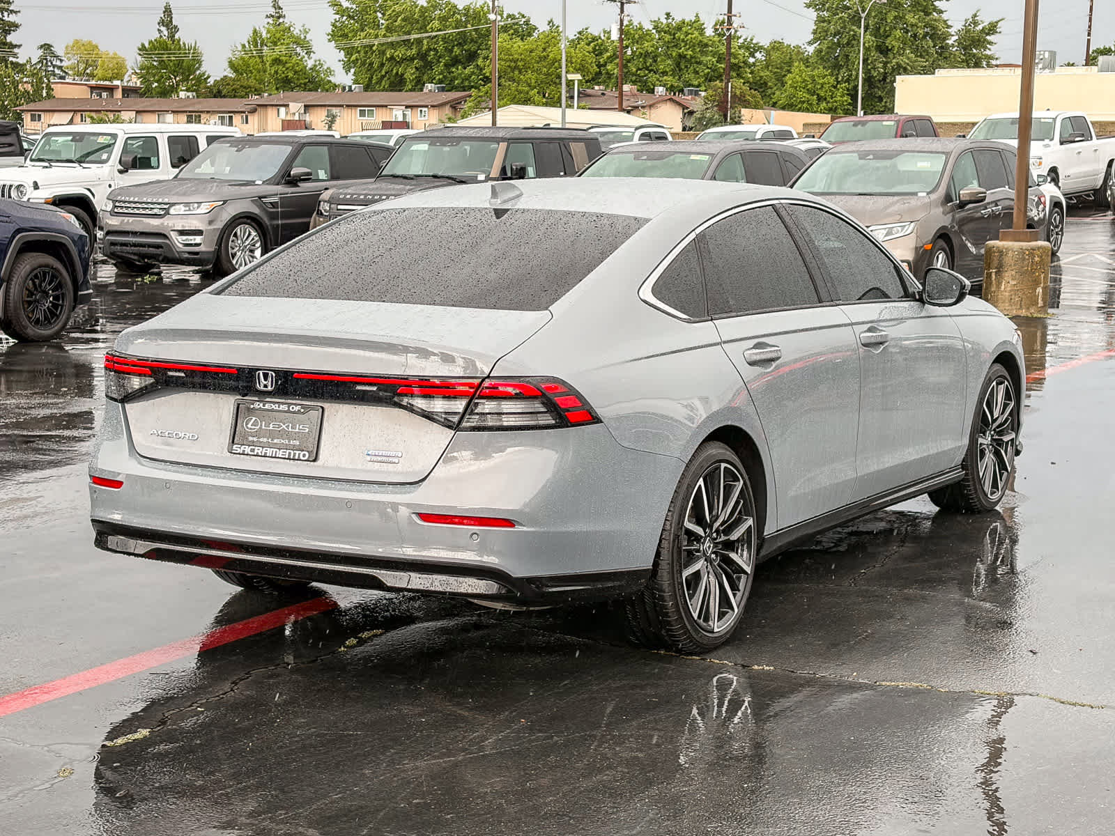Used 2024 Honda Accord Touring image 4