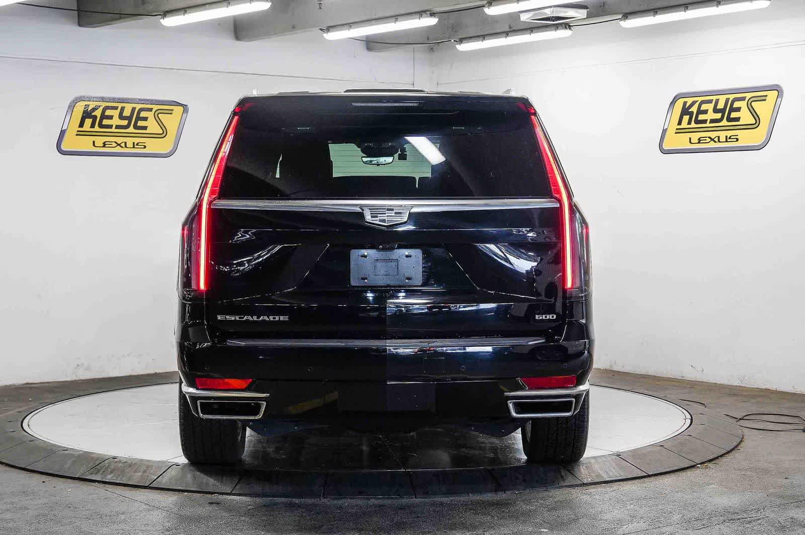 Used 2023 Cadillac Escalade ESV Premium Luxury Platinum w/ LPO, Radiant Package AWD/4WD image 9