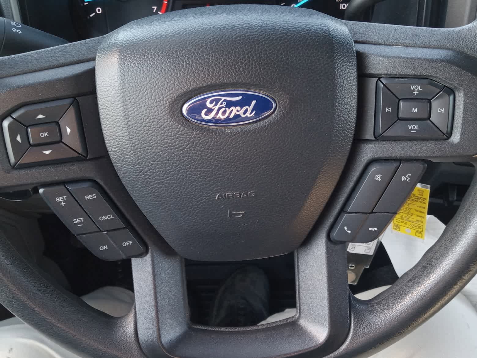 Used 2022 Ford F350 XL w/ Power Equipment Group image 26