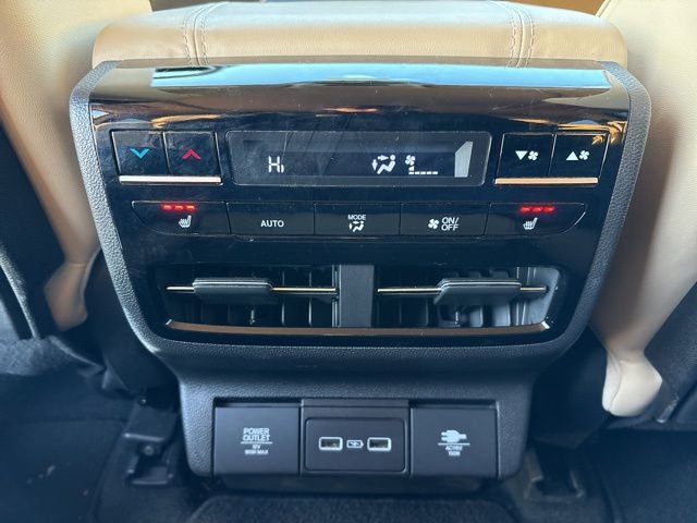 Used 2022 Acura MDX SH-AWD w/ Advance Package image 15