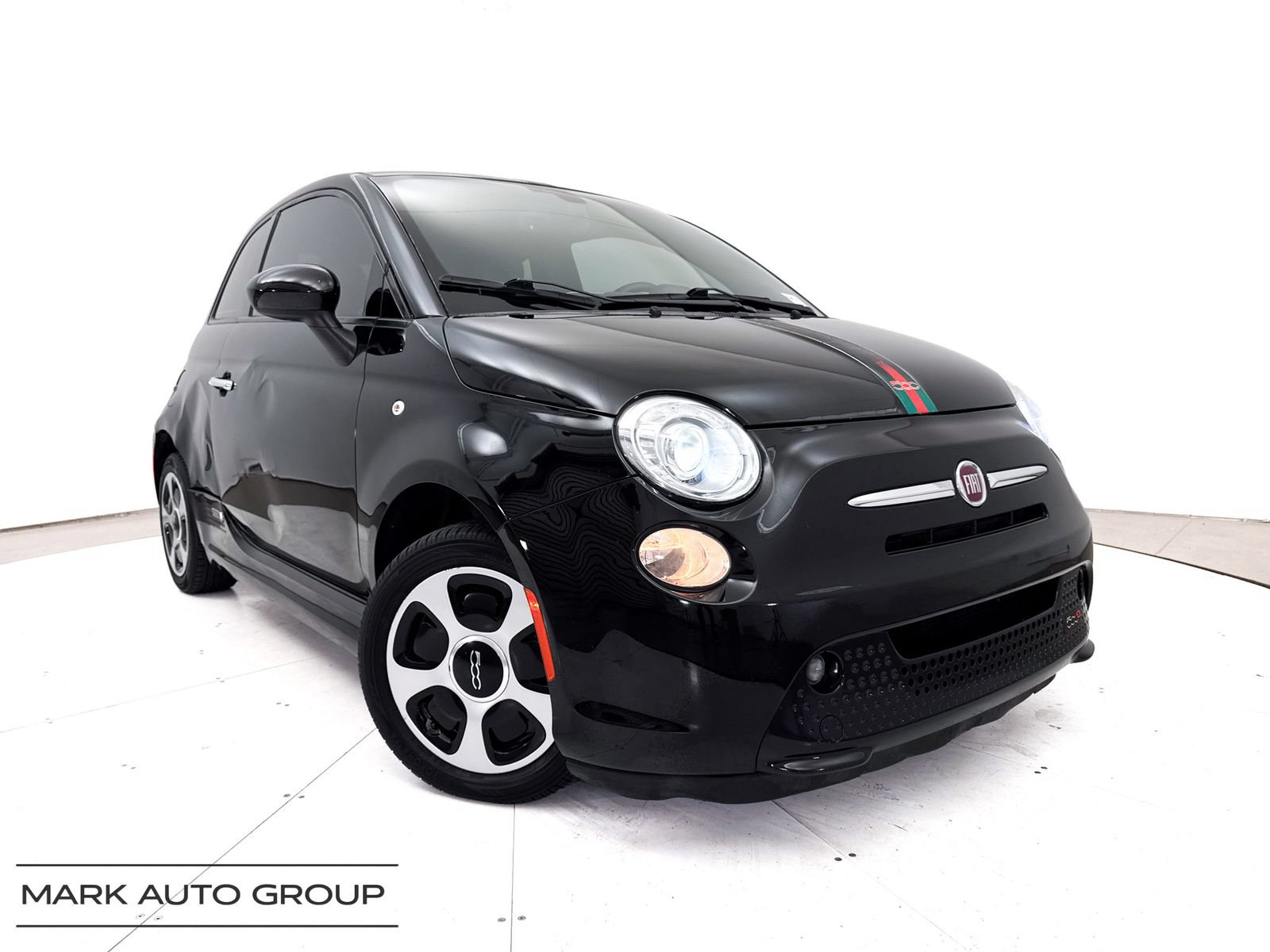 Used 2017 FIAT 500 e FWD image 1