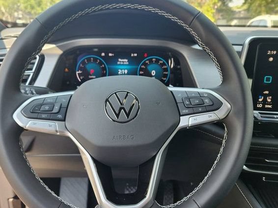 New 2026 Volkswagen Atlas Cross Sport SE AWD/4WD image 13