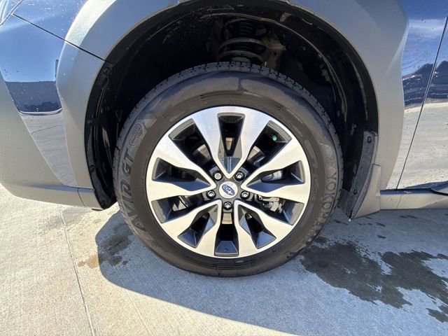 Certified 2025 Subaru Outback Limited image 10
