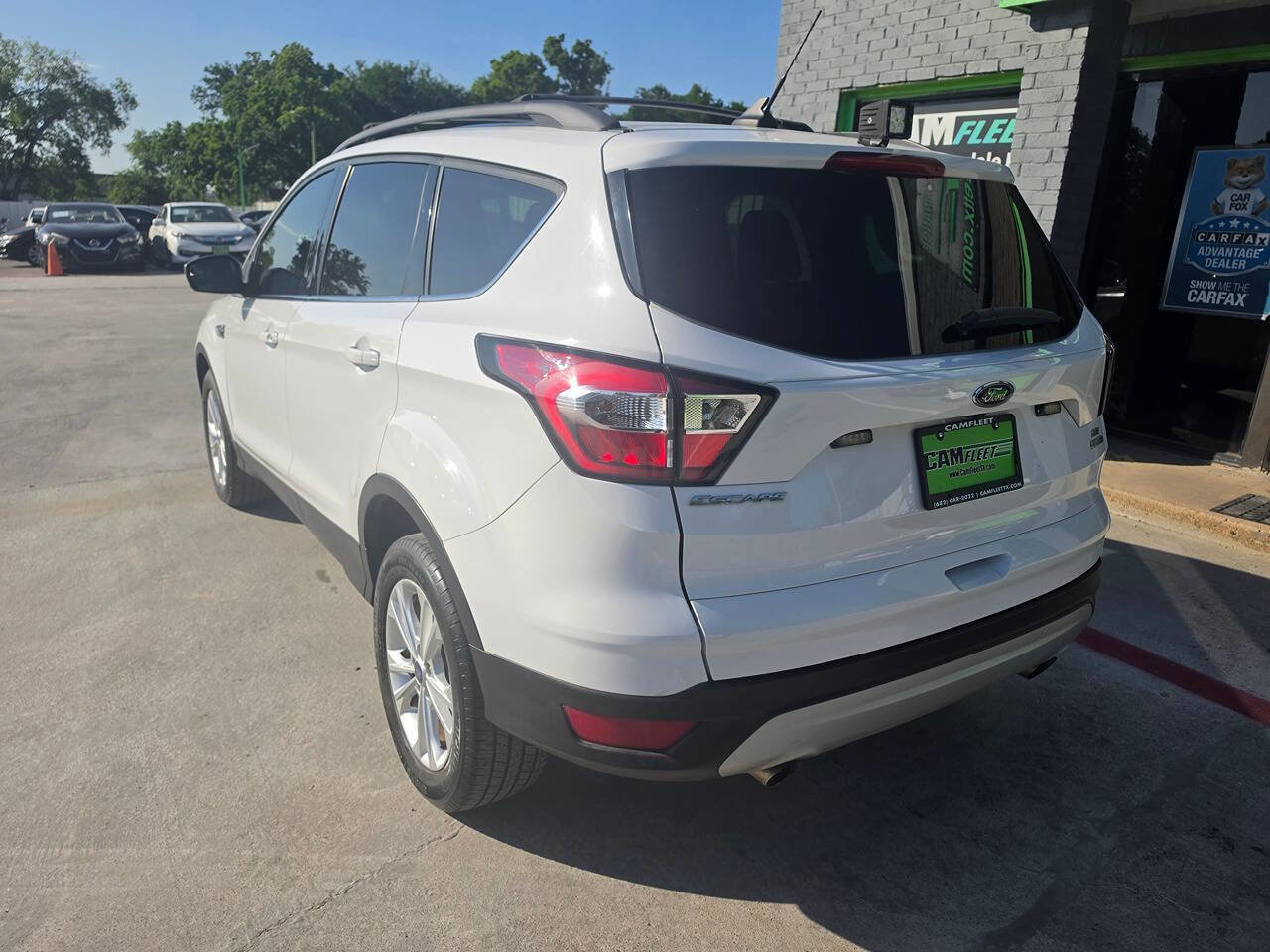 Used 2018 Ford Escape SE w/ SE Sync 3 Package AWD/4WD image 10