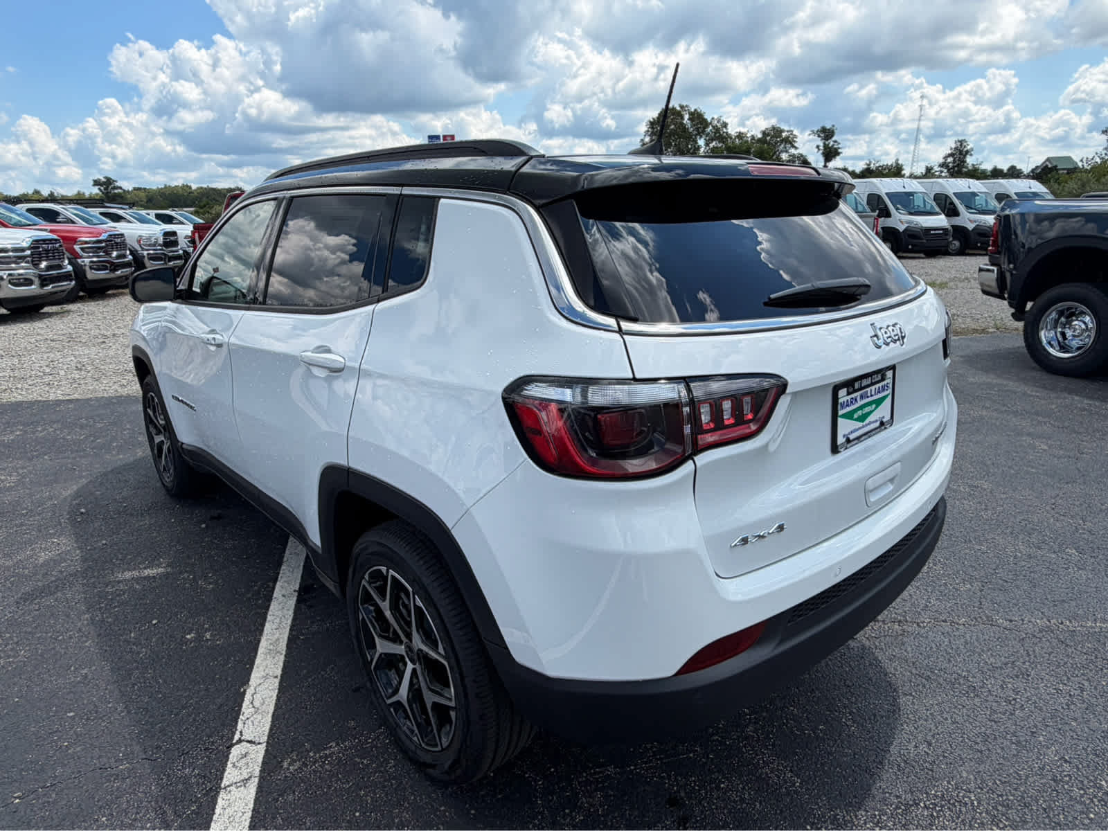 New 2026 Jeep Compass Limited w/ Sun, Sound & Navigation Group AWD/4WD image 4