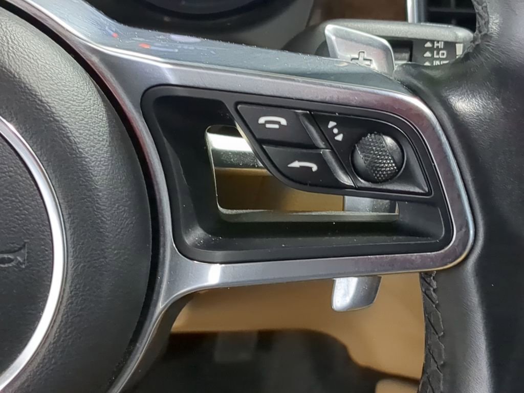 Used 2016 Porsche Macan S image 31