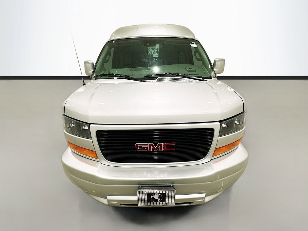 New 2026 GMC Savana 2500 Extended w/ Driver Convenience Package RWD image 2