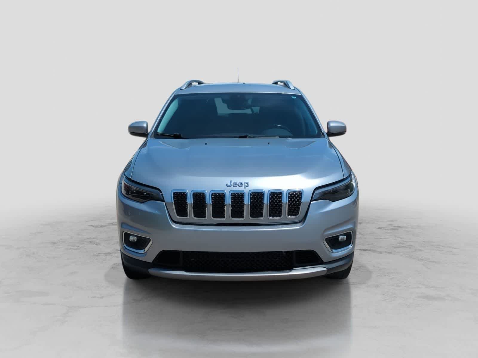 Used 2020 Jeep Cherokee Limited w/ Trailer Tow Group AWD/4WD image 3