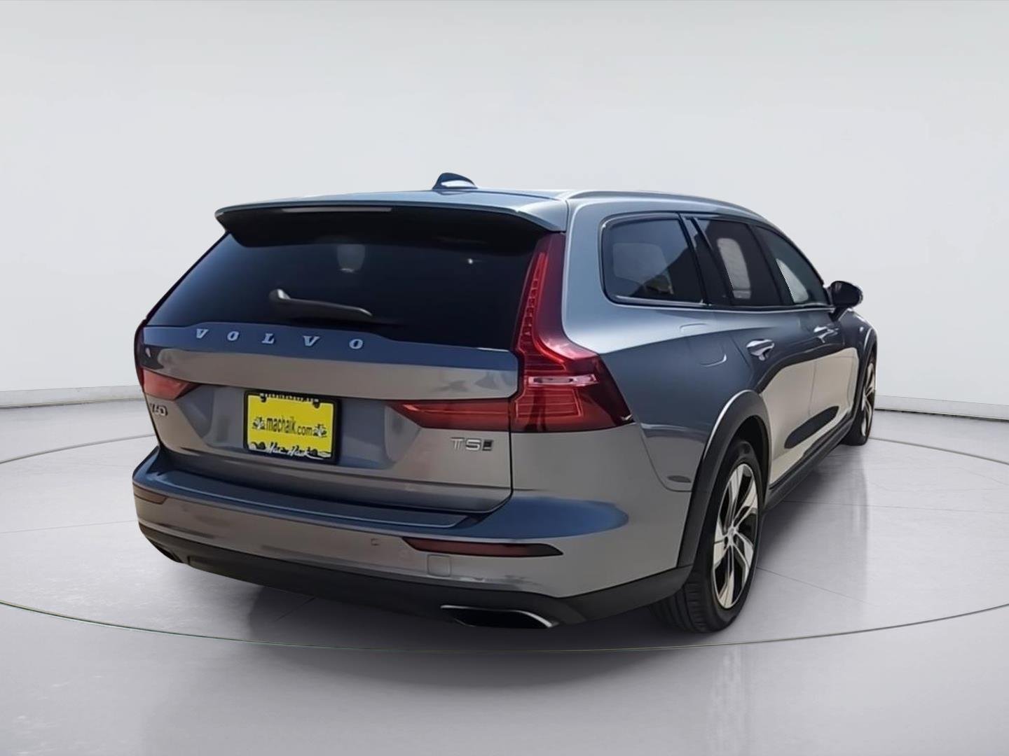 Used 2020 Volvo V60 T5 Cross Country AWD/4WD image 8