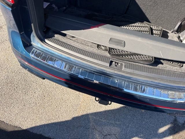 Used 2023 Volkswagen Atlas SEL R-Line image 29