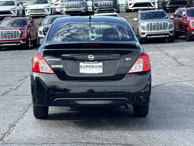 Used 2019 Nissan Versa SV FWD image 4