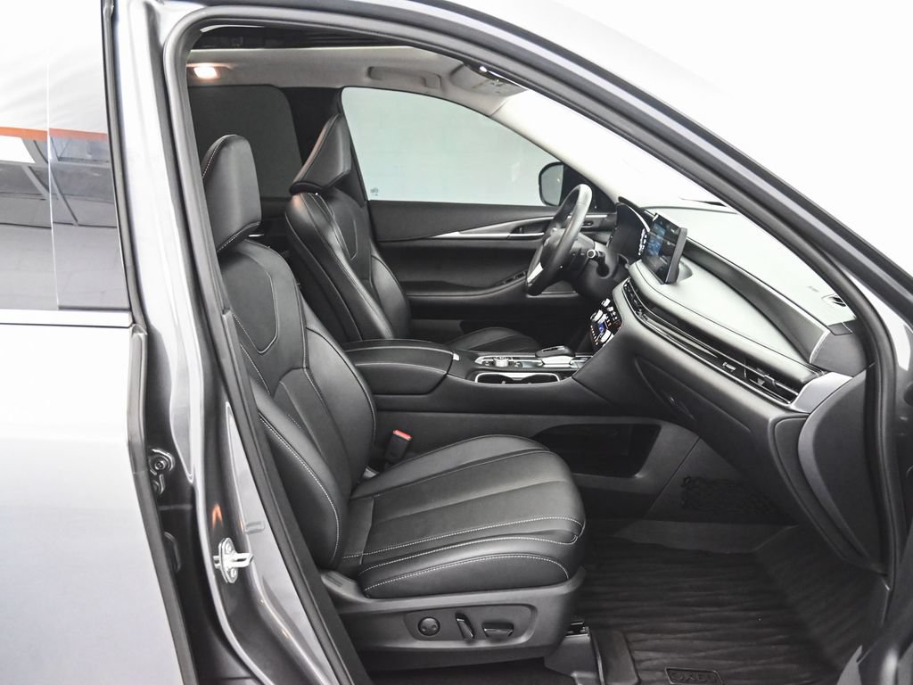 Used 2023 INFINITI QX60 Luxe w/ Cargo Package AWD/4WD image 33