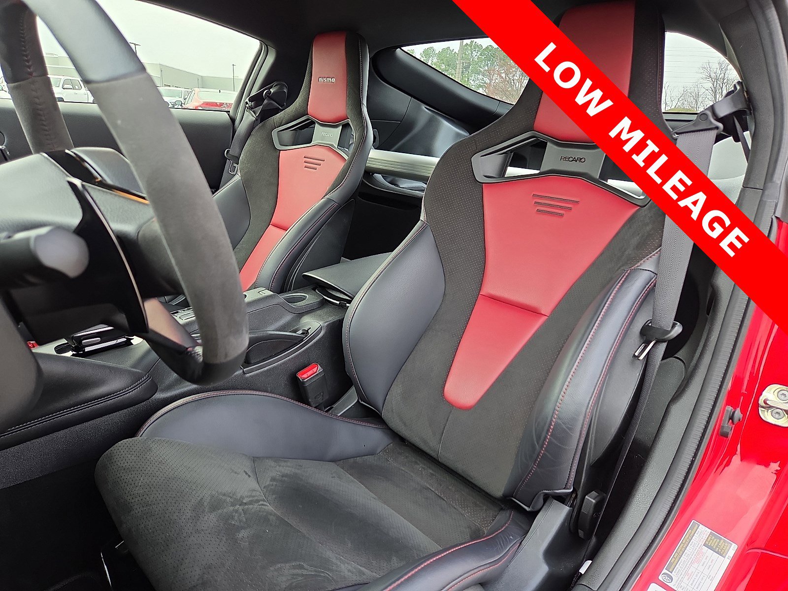 Used 2025 Nissan Z NISMO w/ Floor Mat Package image 12