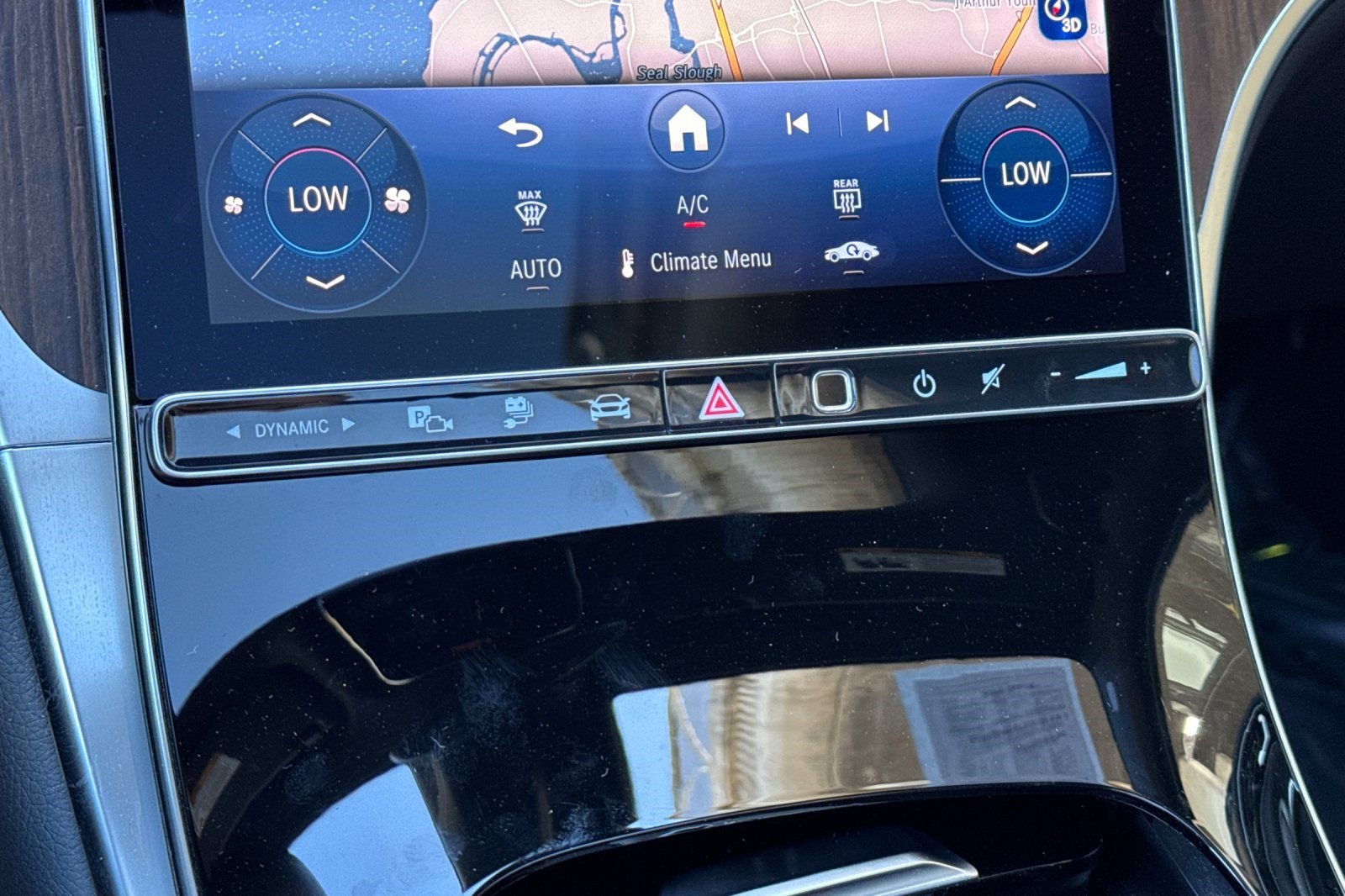 Certified 2025 Mercedes-Benz GLC 350e 4MATIC image 19