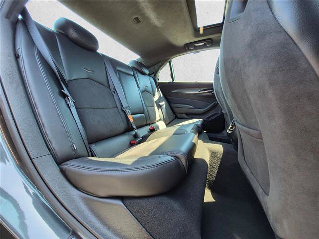Used 2018 Cadillac CTS V w/ Luxury Package RWD image 19