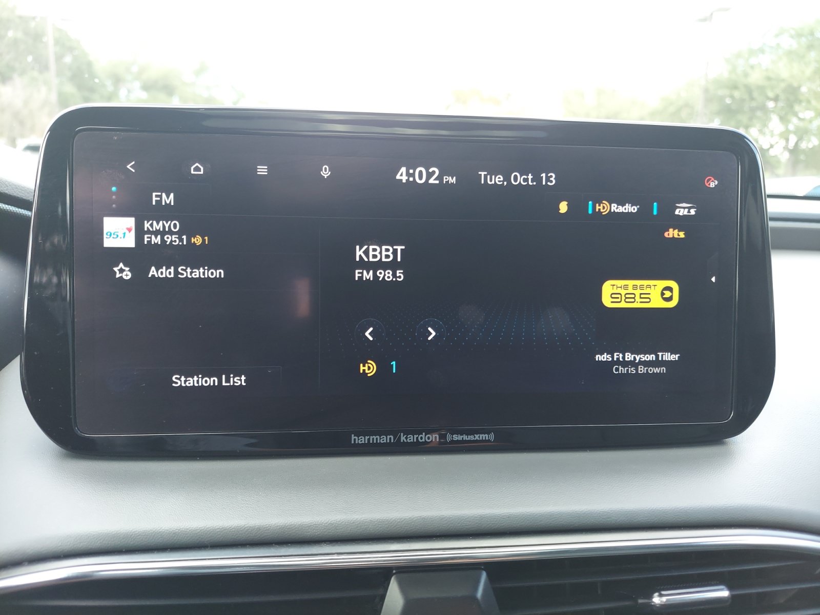 Used 2023 Hyundai Santa Fe SEL w/ Premium Package FWD image 17