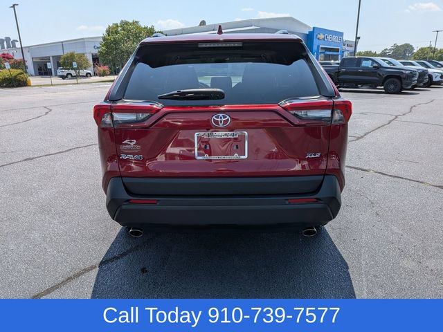 Used 2021 Toyota RAV4 XLE Premium FWD image 4