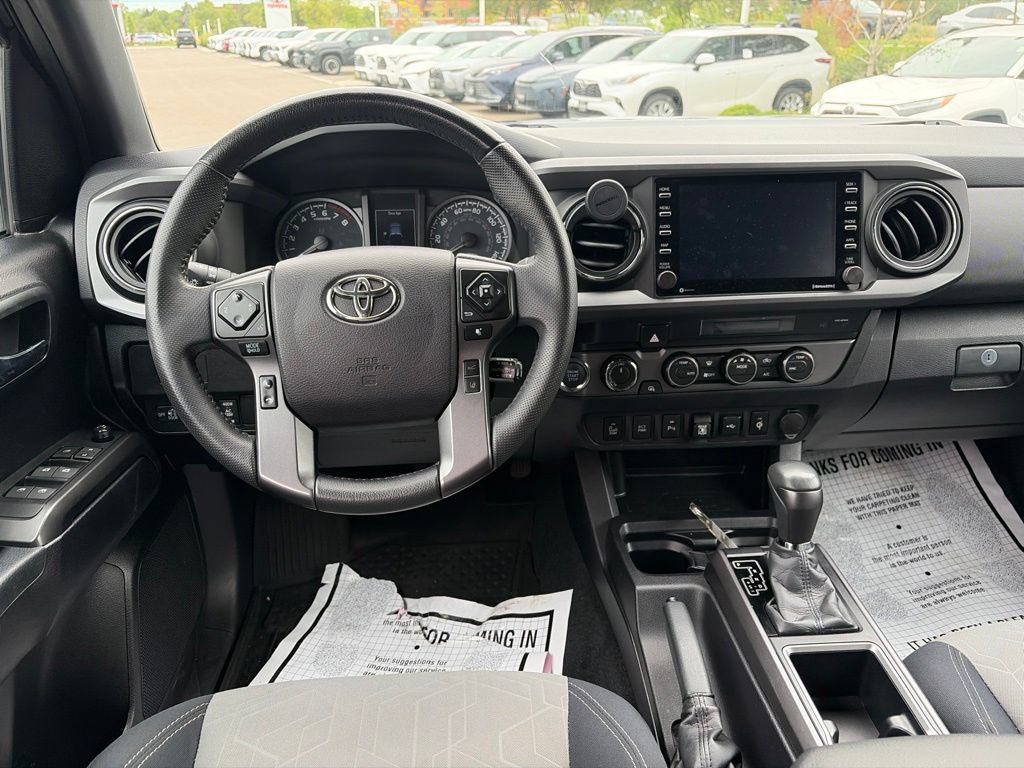 Used 2021 Toyota Tacoma TRD Off-Road w/ Technology Package AWD/4WD image 21