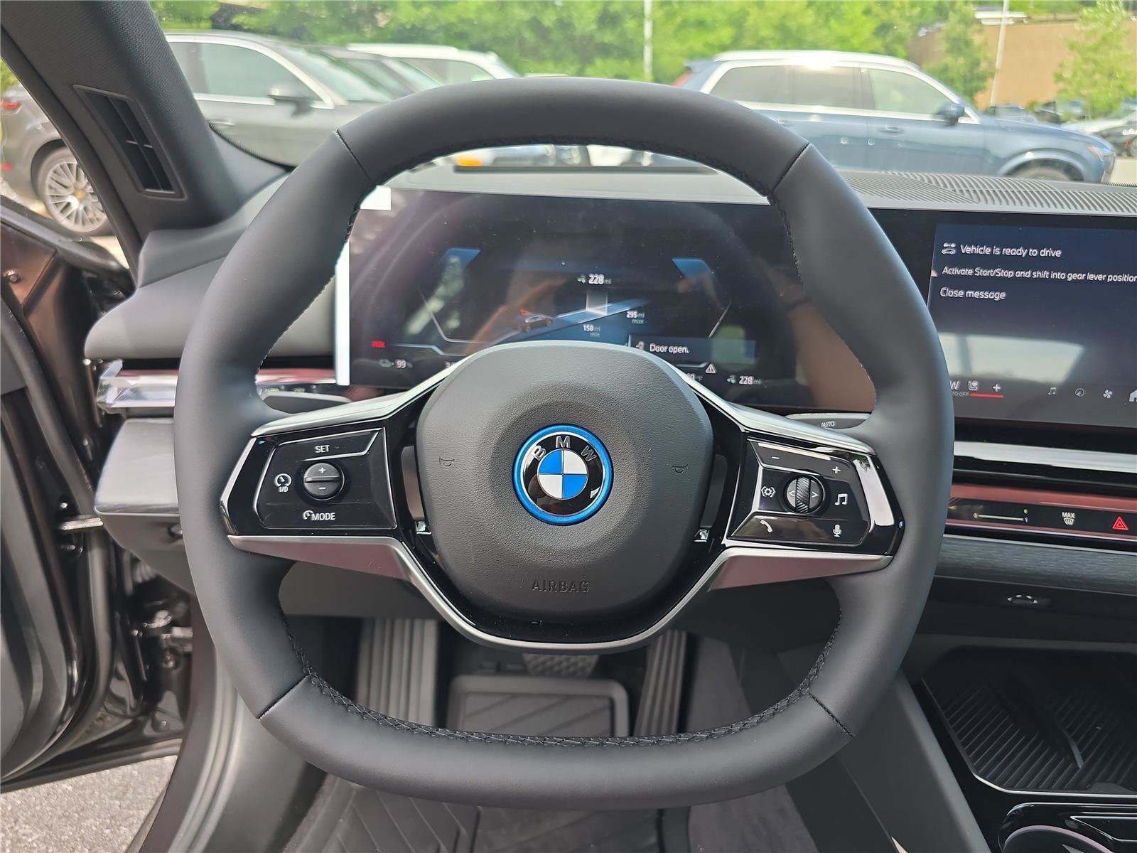 New 2027 BMW i5 xDrive40 AWD/4WD image 29