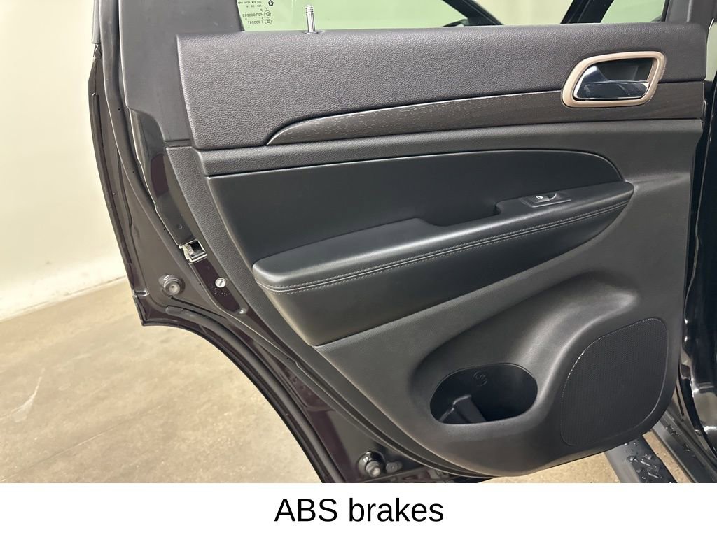 Used 2017 Jeep Grand Cherokee Laredo w/ Quick Order Package 23E image 29