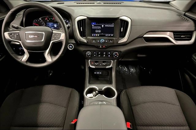 Used 2024 GMC Terrain SLE w/ Elevation Edition AWD/4WD image 18