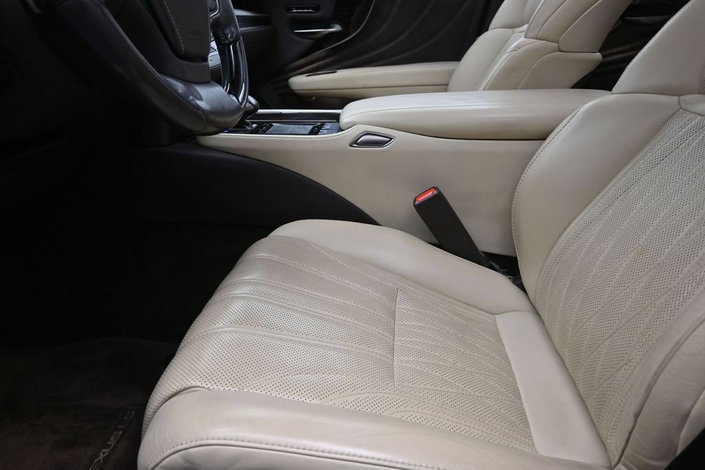 Used 2018 Lexus LS 500 w/ Interior Upgrade Package RWD image 13