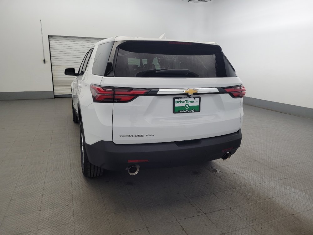 Used 2023 Chevrolet Traverse LS w/ LPO, Floor Liner Package AWD/4WD image 6