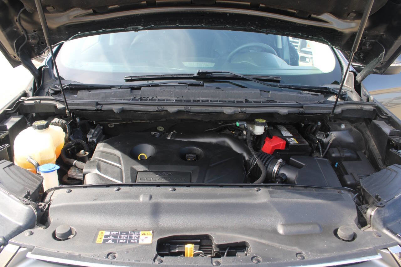 Used 2016 Ford Edge SEL w/ Equipment Group 201A image 23