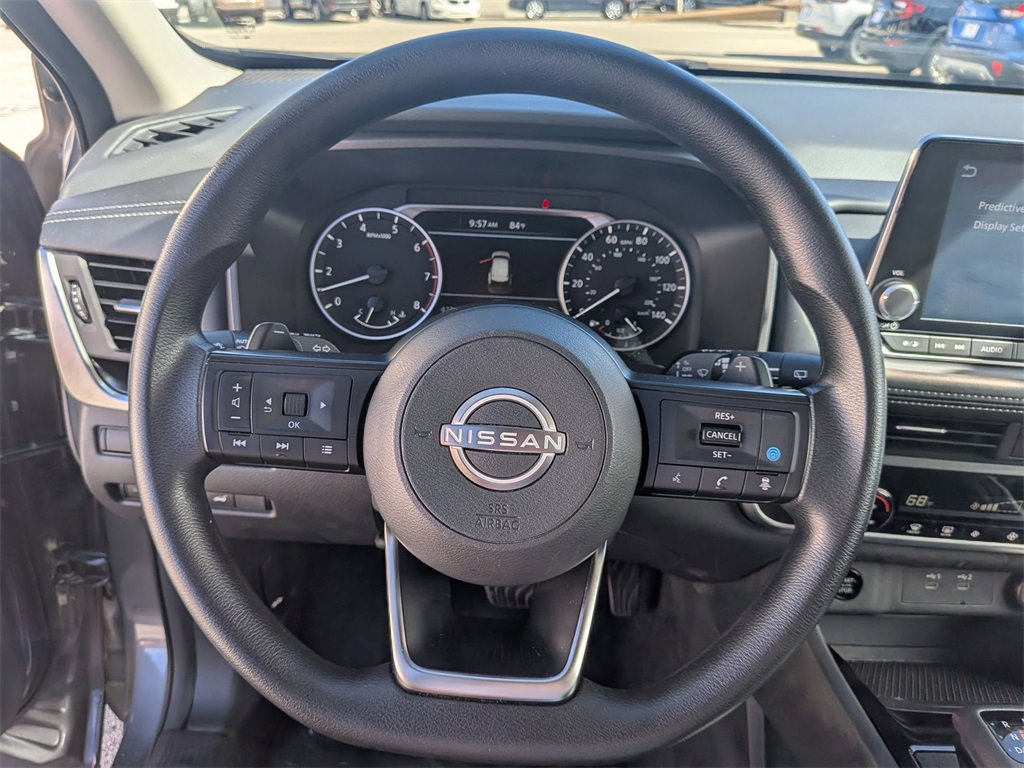 Used 2024 Nissan Rogue SV image 24