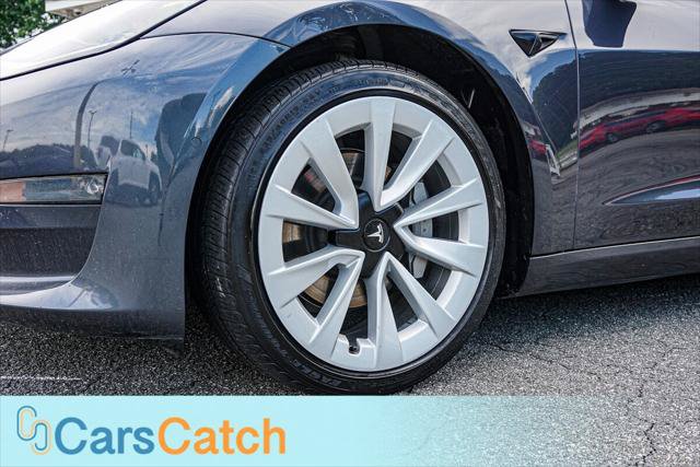 Used 2022 Tesla Model 3 Long Range AWD/4WD image 17