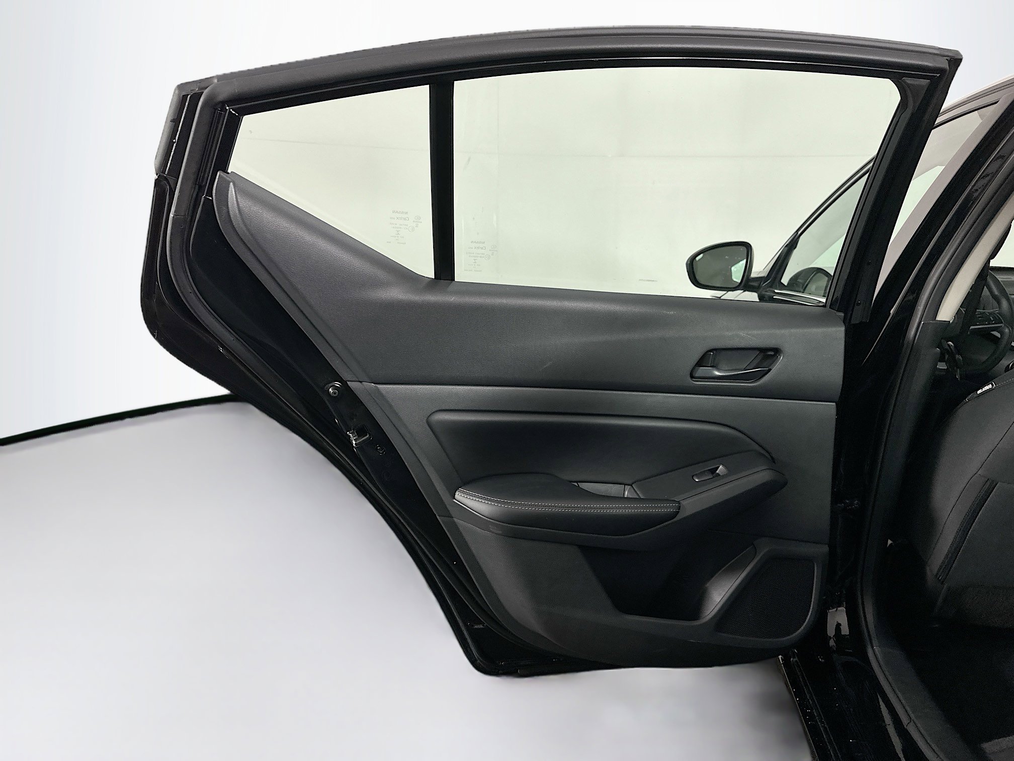 Used 2025 Nissan Altima 2.5 SV image 24