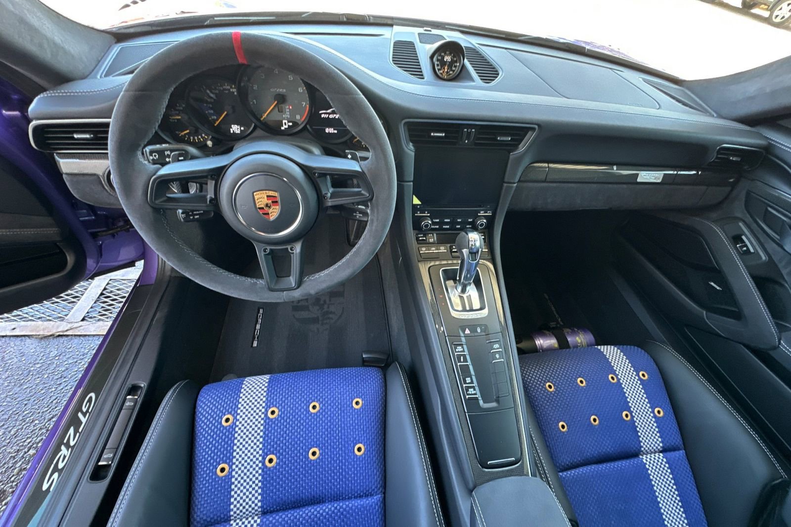 Certified 2018 Porsche 911 GT2 RS RWD image 6