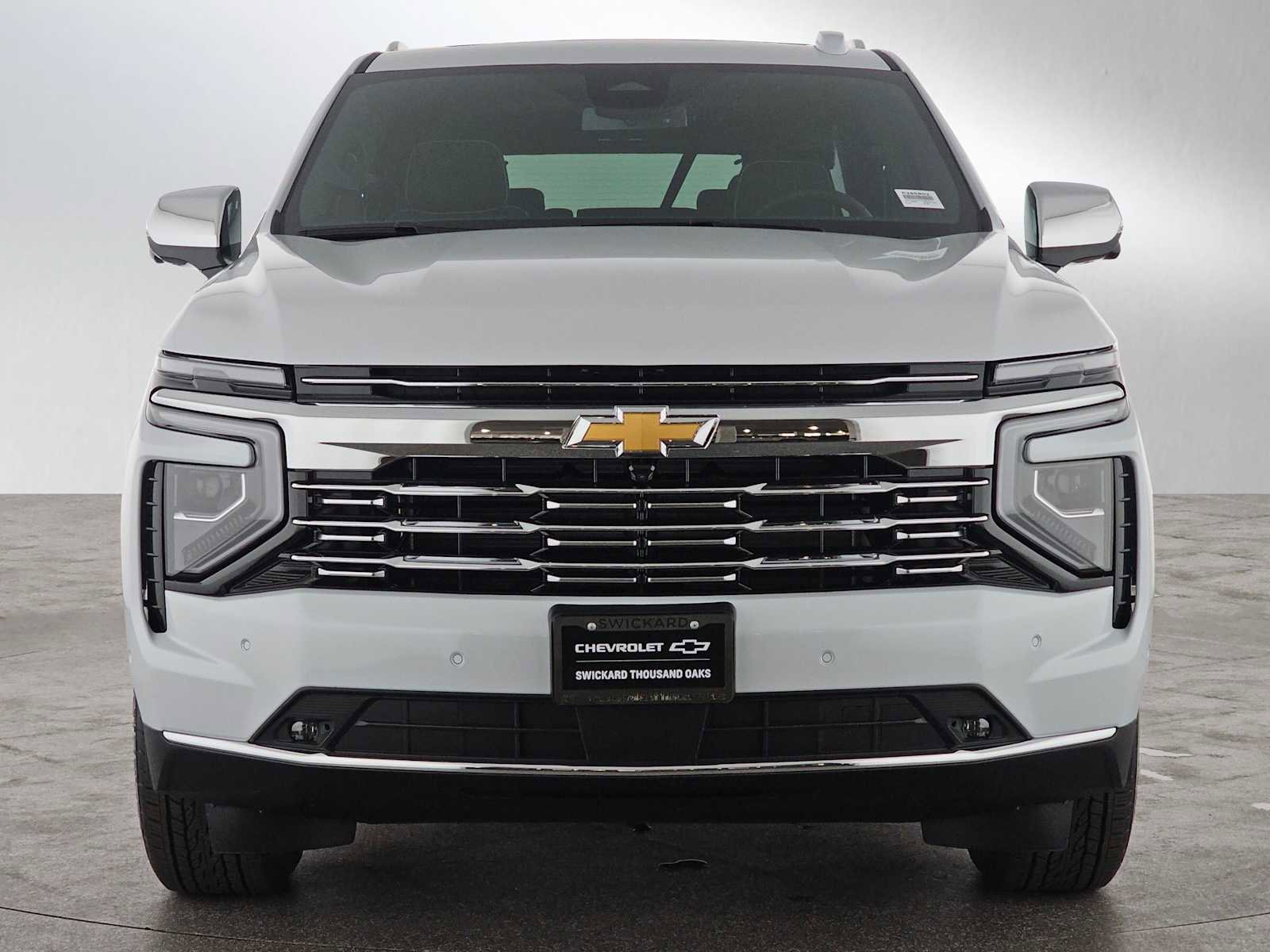 New 2026 Chevrolet Suburban Premier w/ Sun And Tow Package AWD/4WD image 8