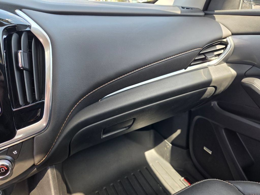 Used 2020 Chevrolet Traverse Premier w/ Redline Edition FWD image 28