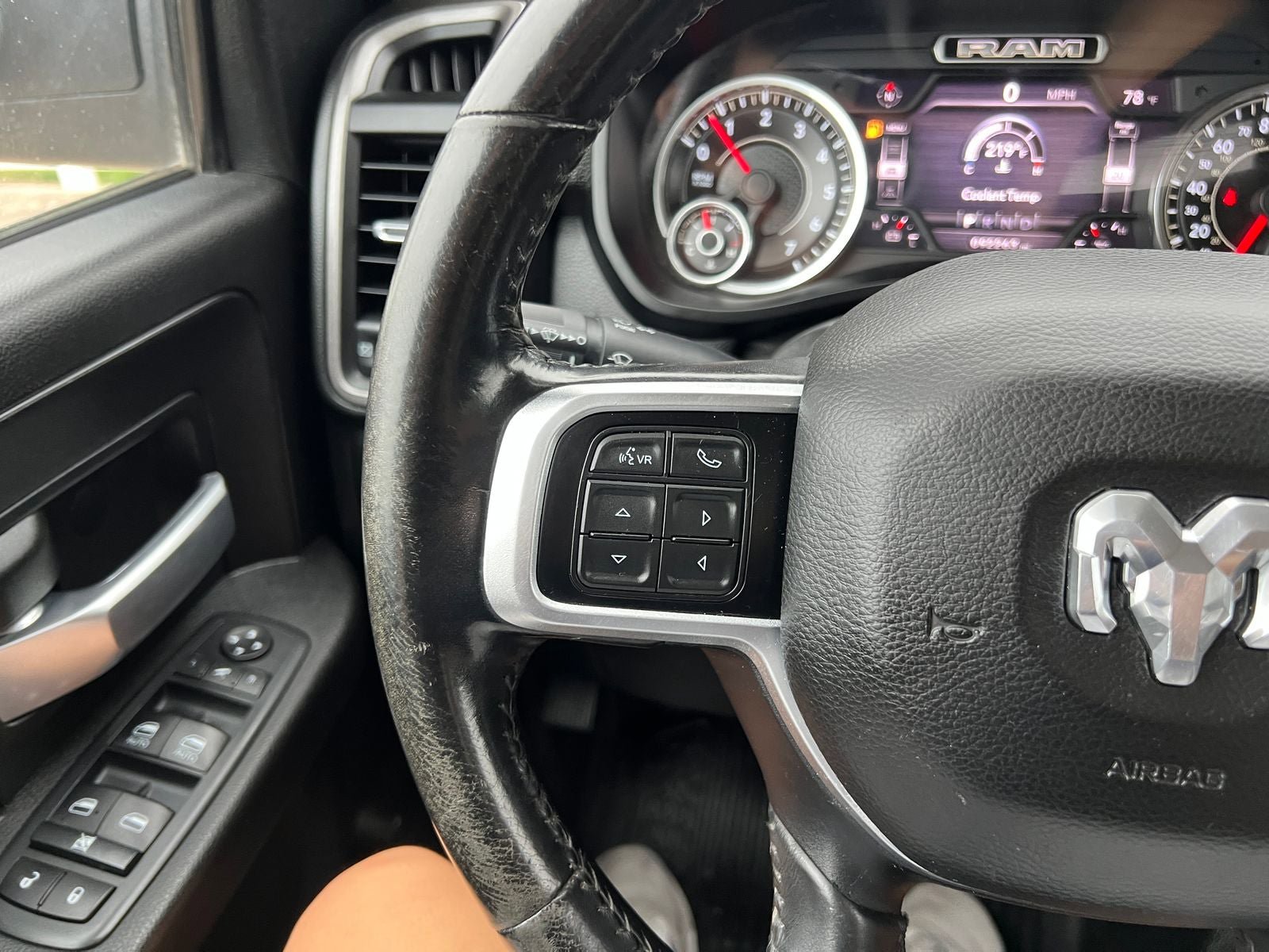 Used 2019 RAM 2500 Tradesman w/ Safety Group AWD/4WD image 33