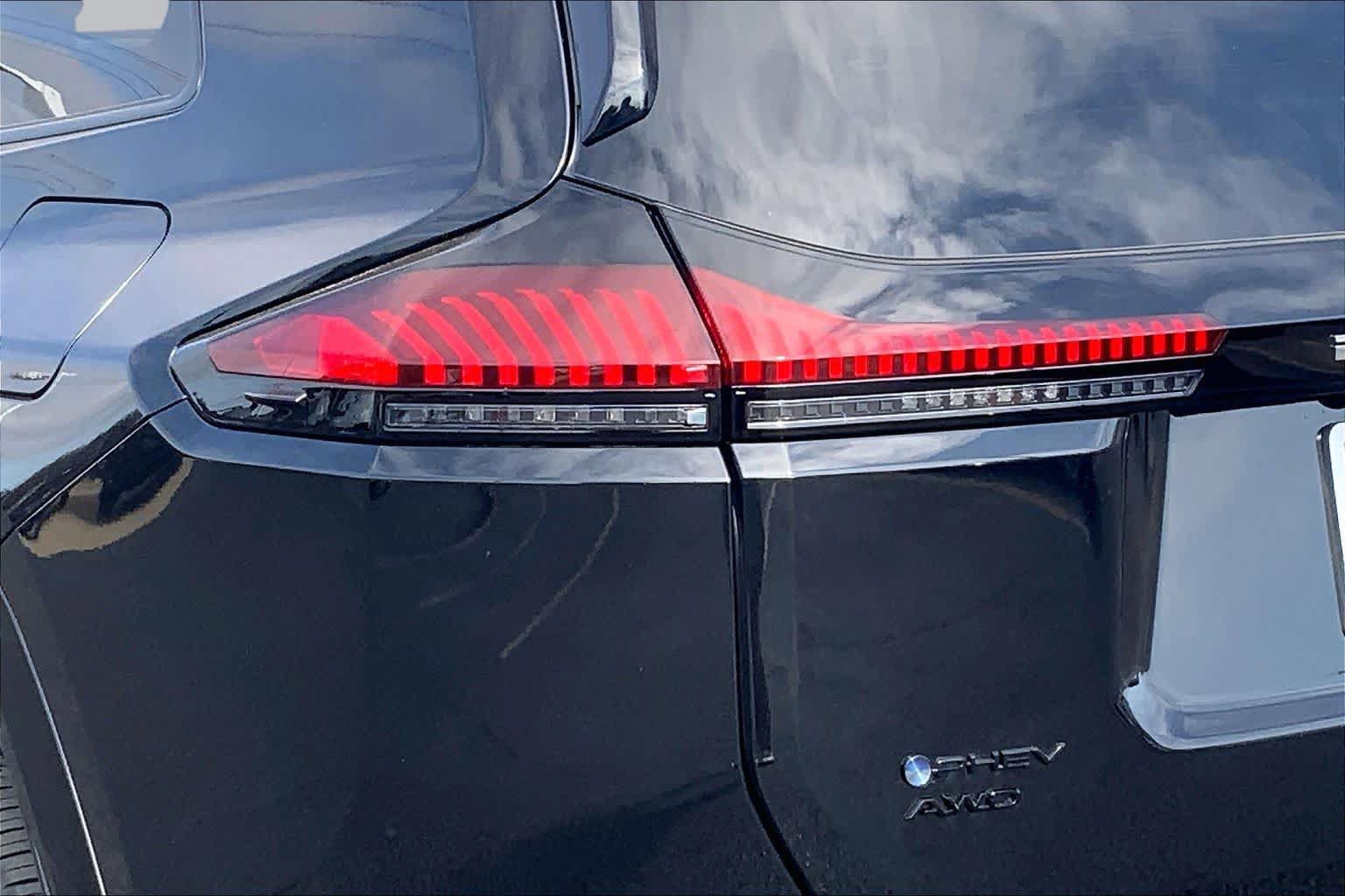 New 2026 Toyota RAV4 XSE AWD/4WD image 14