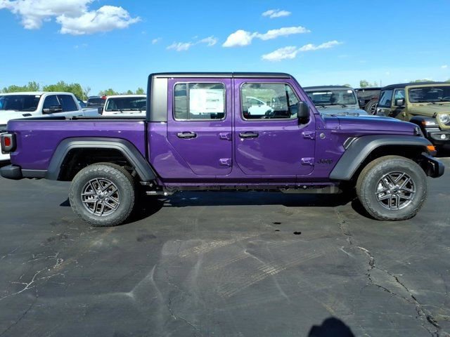 New 2026 Jeep Gladiator Sport AWD/4WD image 18